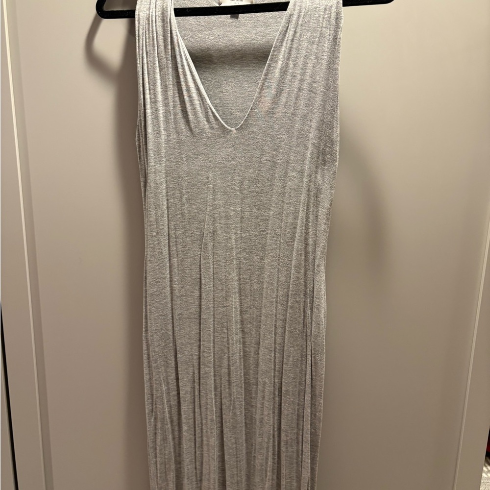Elegant Gray Sleeveless Dress
